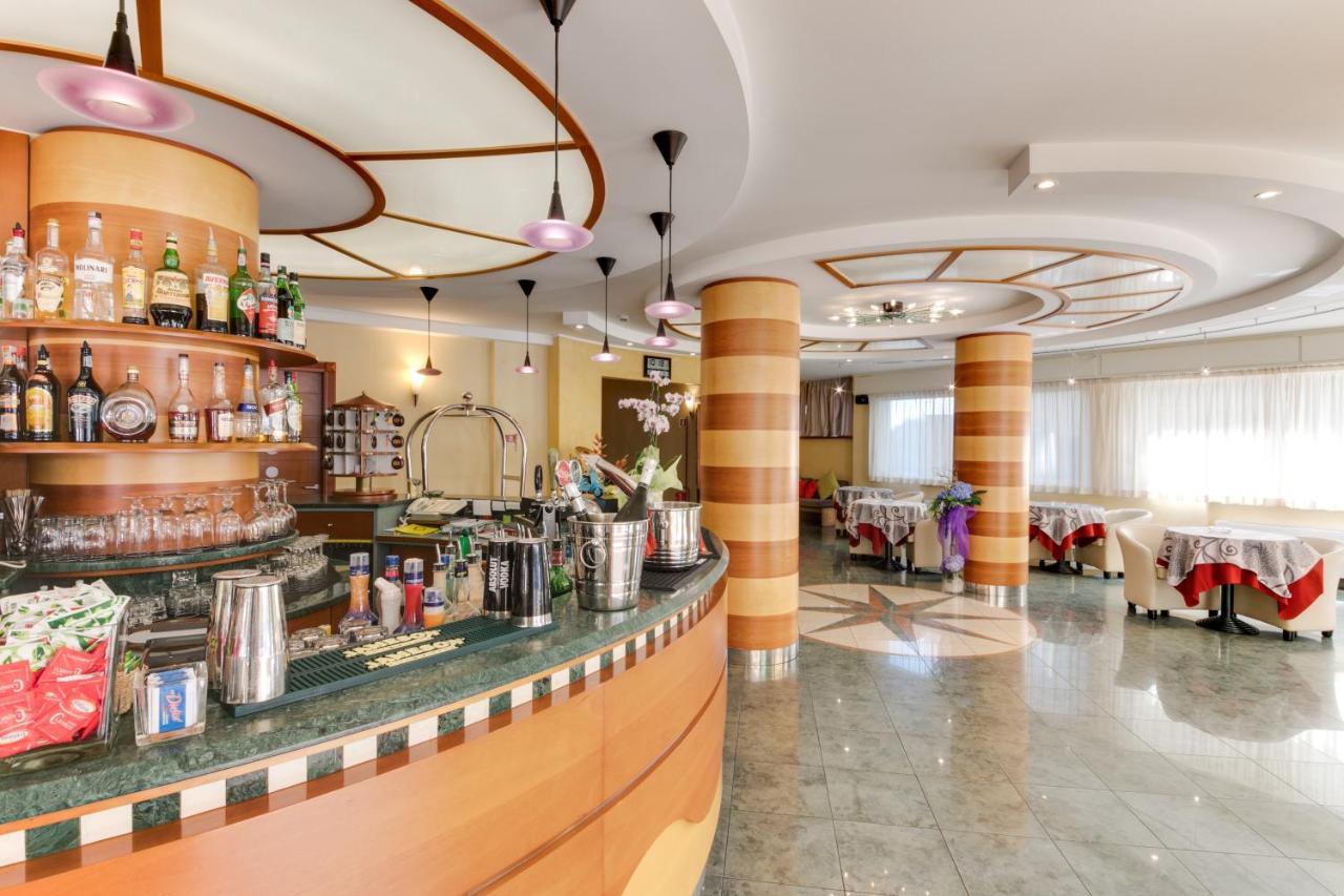 Cavour Hotel