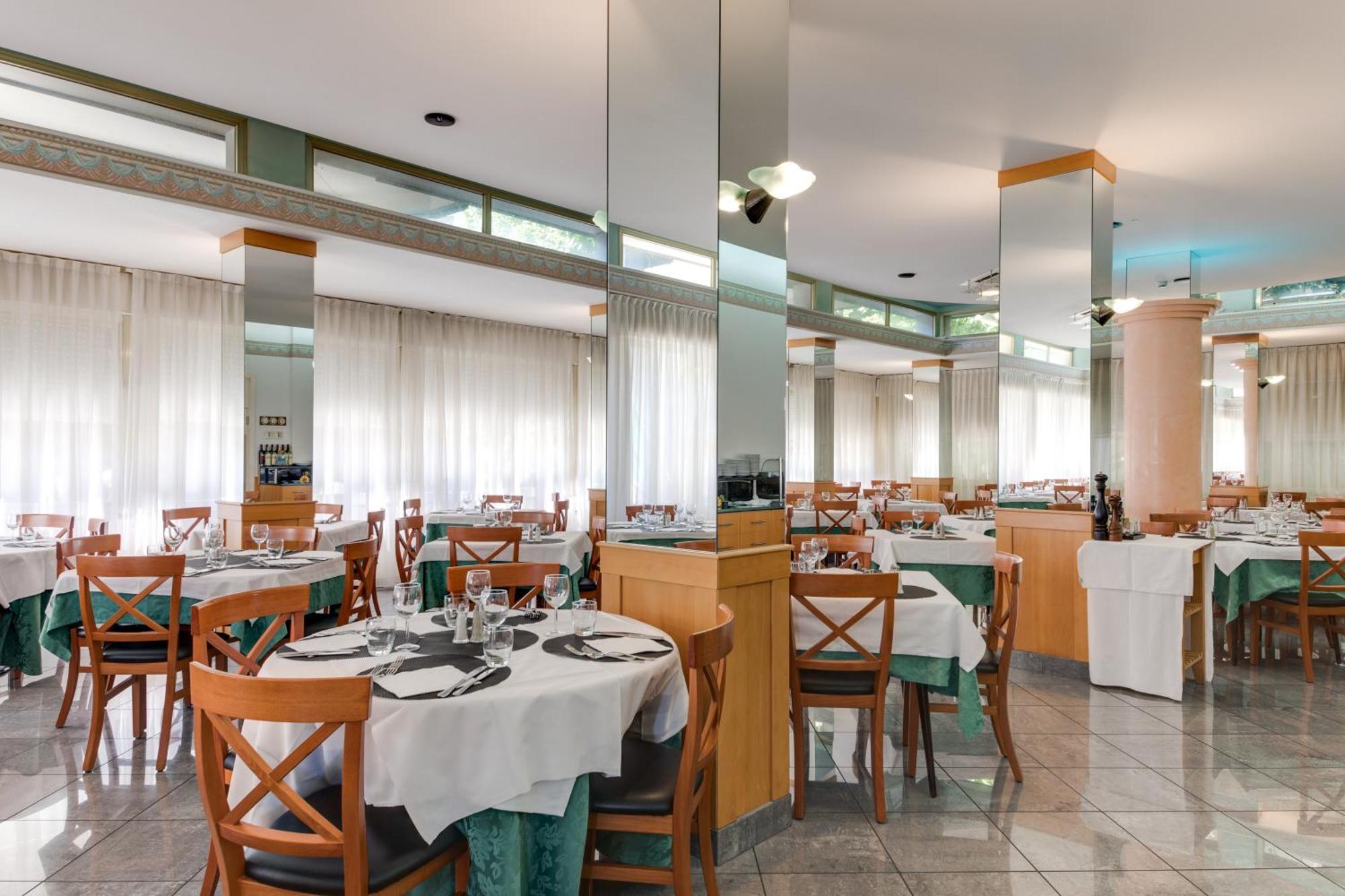 Cavour Hotel 3*